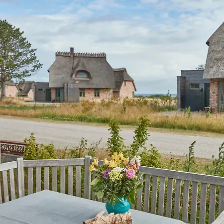 Holiday home Reetdorf Geltinger Birk Kuenstlerkate Wasserspecht *